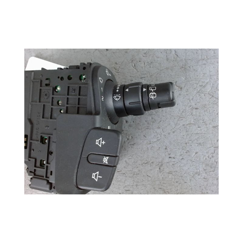 COMMANDE ESSUIE GLACE RENAULT MEGANE