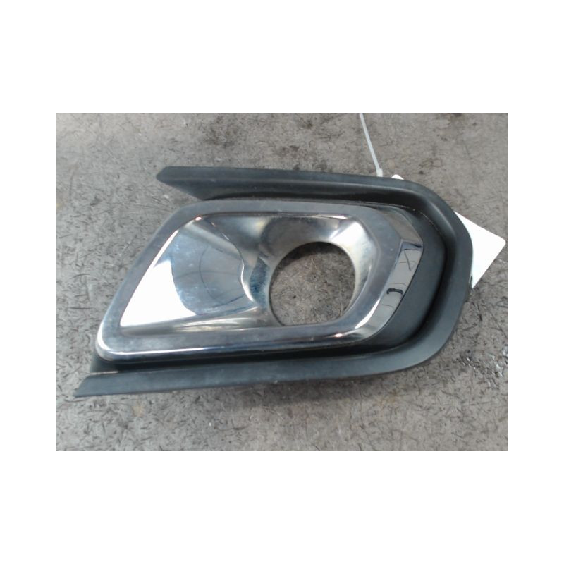 OBTURATEUR PHARE ADDITIONNEL PARE-CHOC AVD DACIA SANDERO 2008-