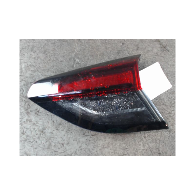 FEU ARRIERE INTERIEUR DROIT OPEL CORSA 2010-