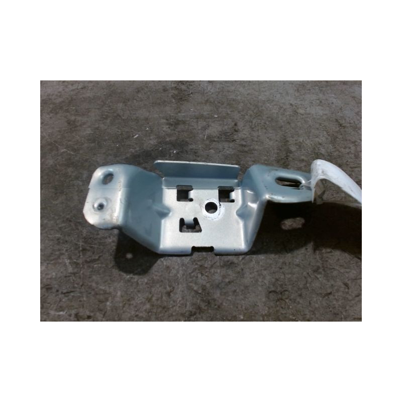 SUPPORT PARE-CHOC AVD RENAULT TWINGO PH.3 2000-2007