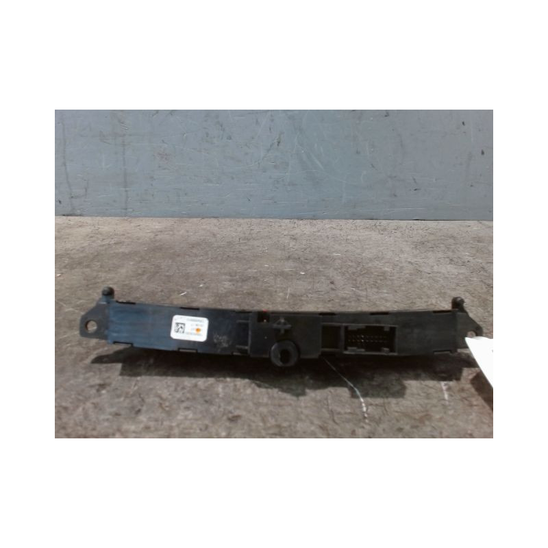 BOUTON DE WARNING FIAT 500 2007-