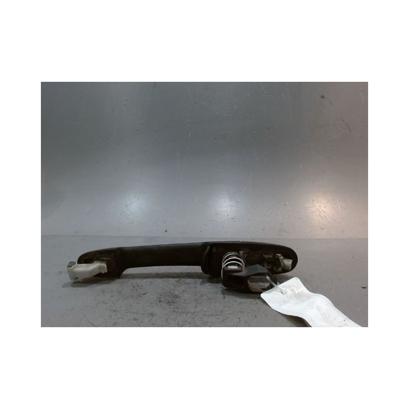POIGNEE EXTERIEURE PORTE AVANT DROIT MERCEDES VITO