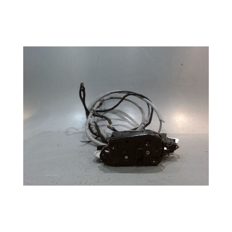SERRURE PORTE COULISSANTE DROIT MERCEDES VITO