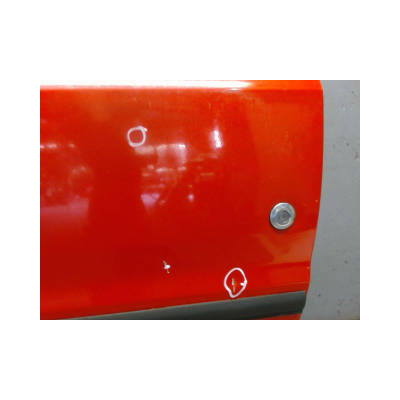 PORTE AVANT GAUCHE PEUGEOT 106