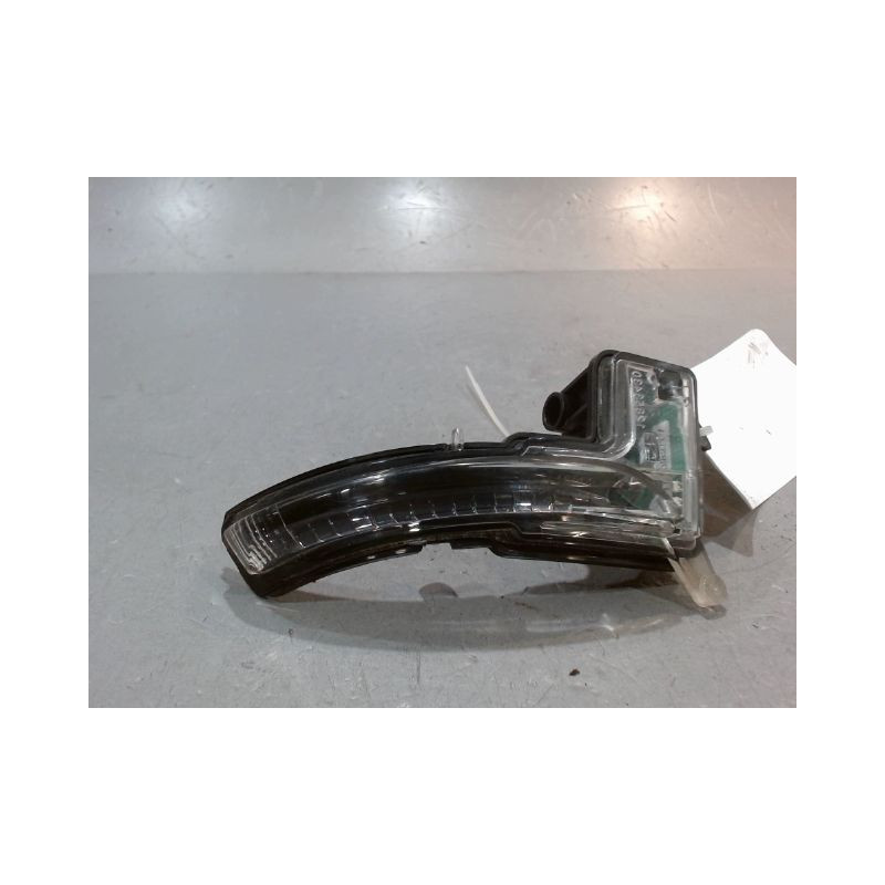 REPETITEUR RETROVISEUR DROIT RENAULT CLIO