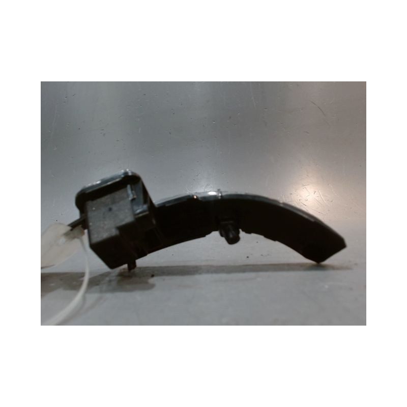 REPETITEUR RETROVISEUR DROIT RENAULT CLIO