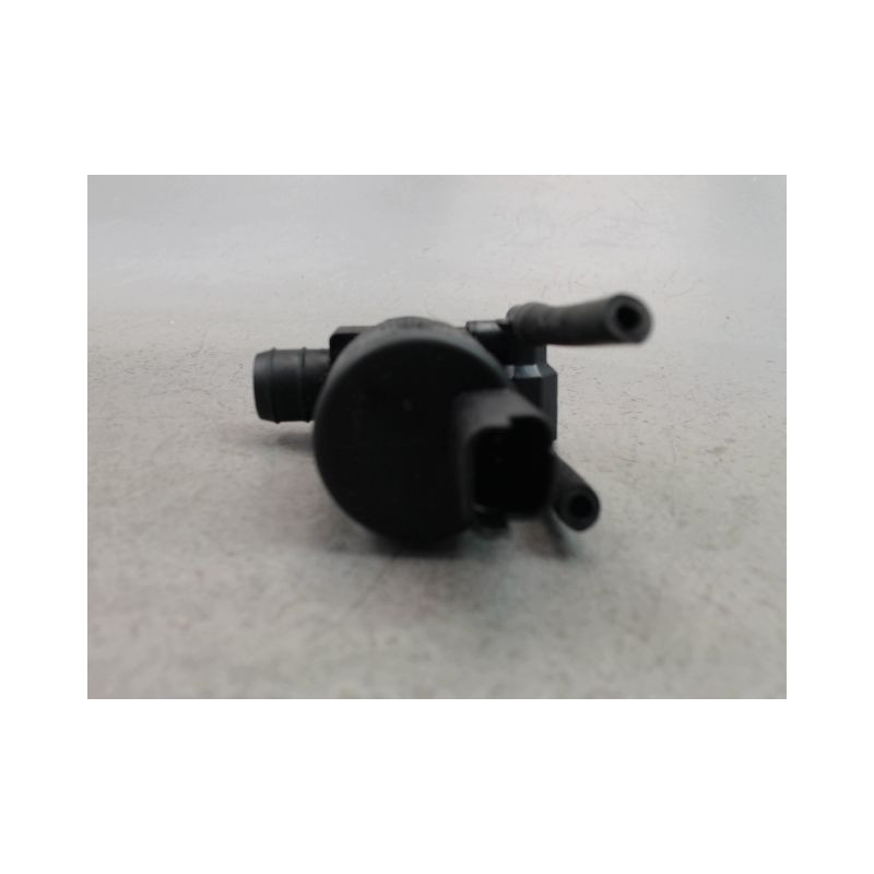 POMPE LAVE-GLACE AVANT RENAULT KANGOO BREAK II Phase 1 2008-2013