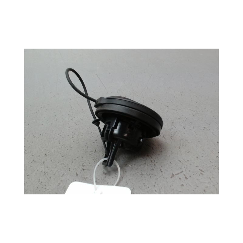 BOUCHON RESERVOIR A CARBURANT PEUGEOT 208 2012-...
