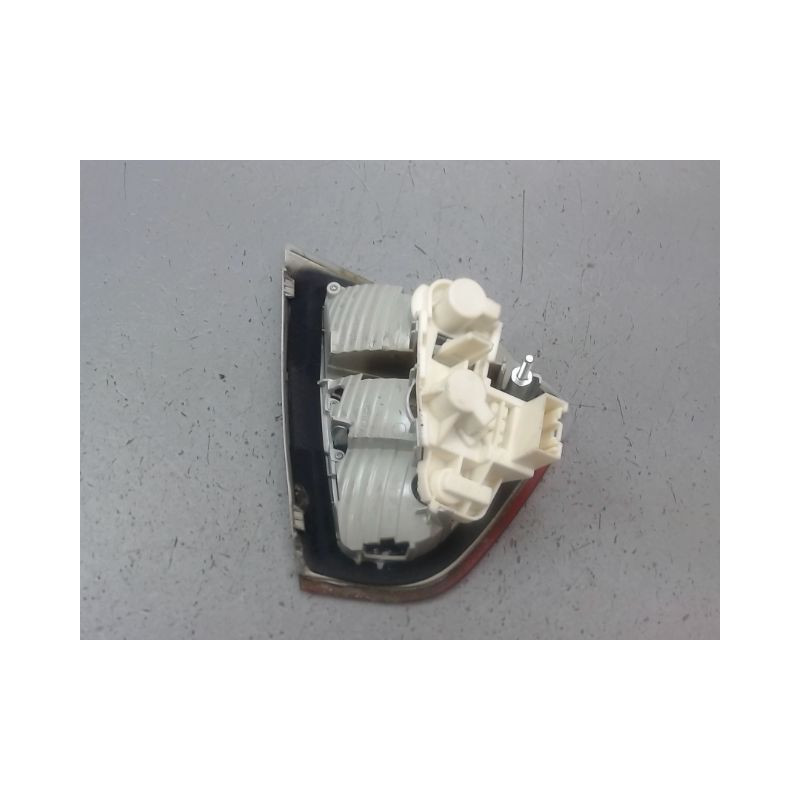 FEU ARRIERE INTERIEUR DROIT BMW SERIE 3 BERL. V Phase 1 (E90) 2005-2008