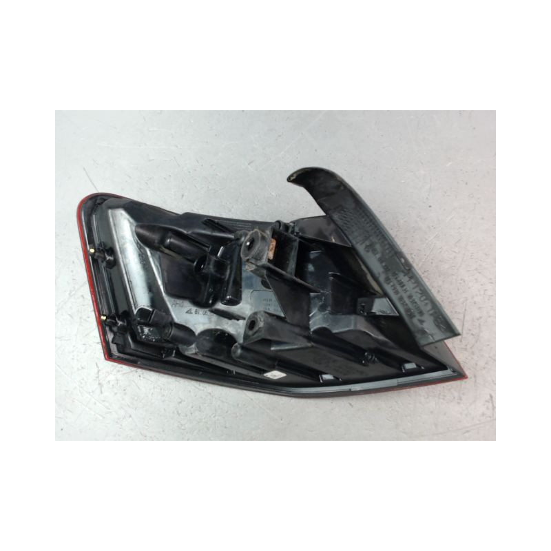 FEU ARRIERE DROIT AUDI A3 2003-