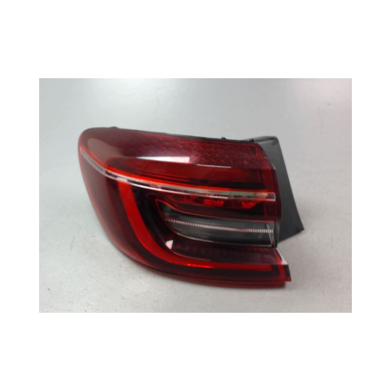 FEU ARRIERE GAUCHE  RENAULT CLIO