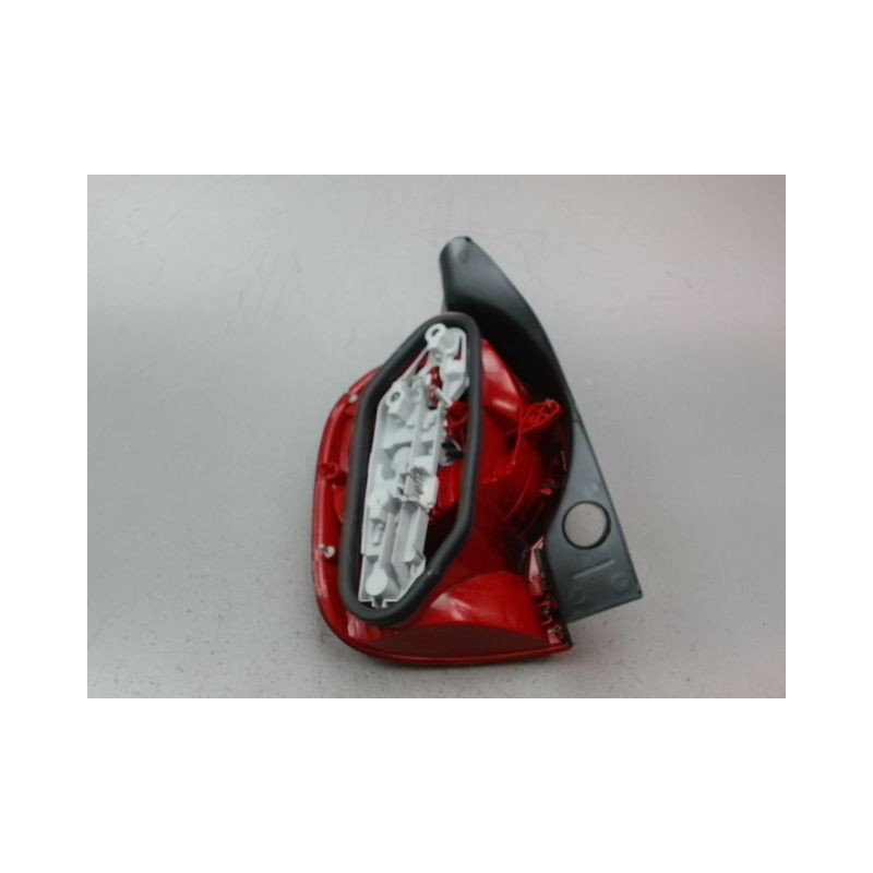 FEU ARRIERE DROIT RENAULT MODUS Phase 1 2004-2007