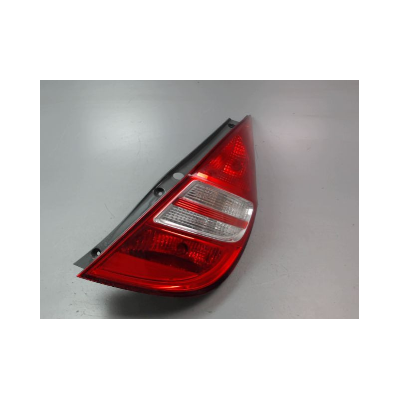 FEU ARRIERE DROIT HYUNDAI I 30 I Phase 1 2007-2010