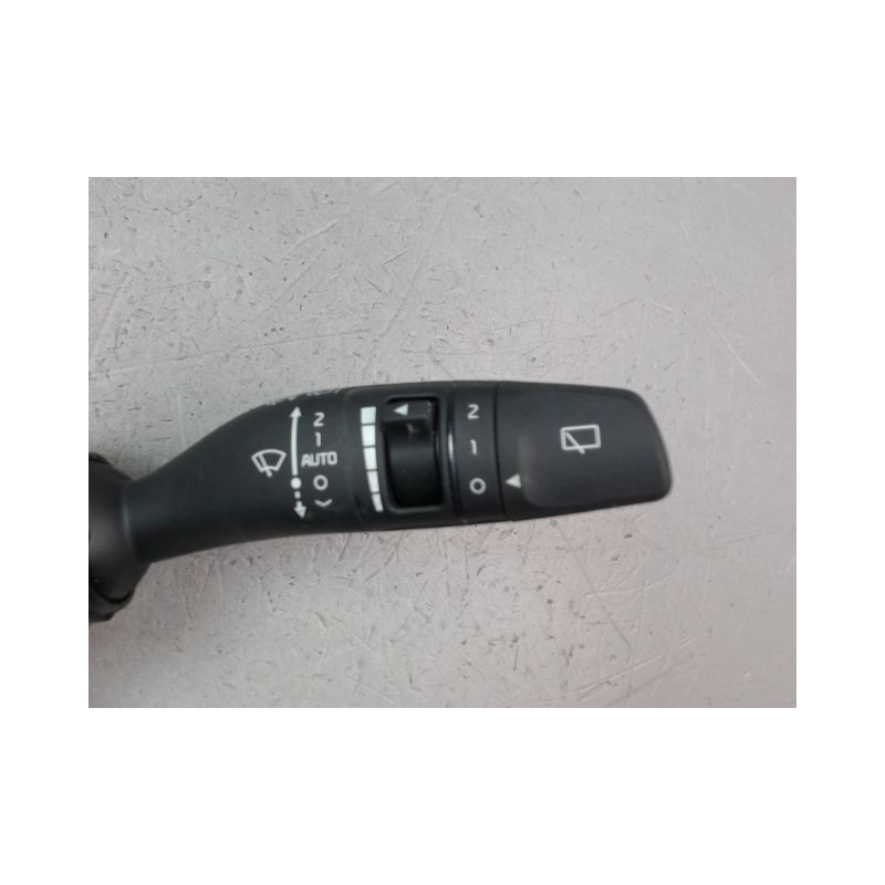 BLOC COMMODOS KIA CEED