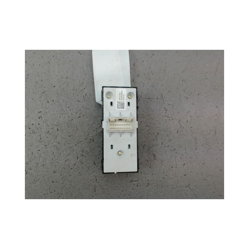 COMMANDE LEVE-GLACE PORTE AVG KIA CEED