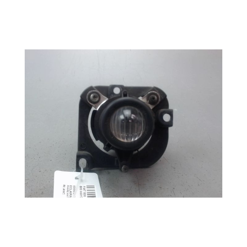 PHARE ANTIBROUILLARD AVANT GAUCHE FIAT 500 II Phase 1 2007-...