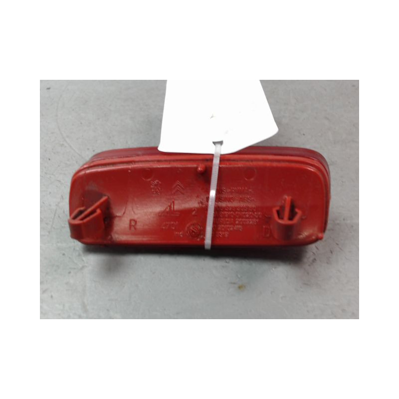 CATADIOPTRE ARD PEUGEOT 107 5P