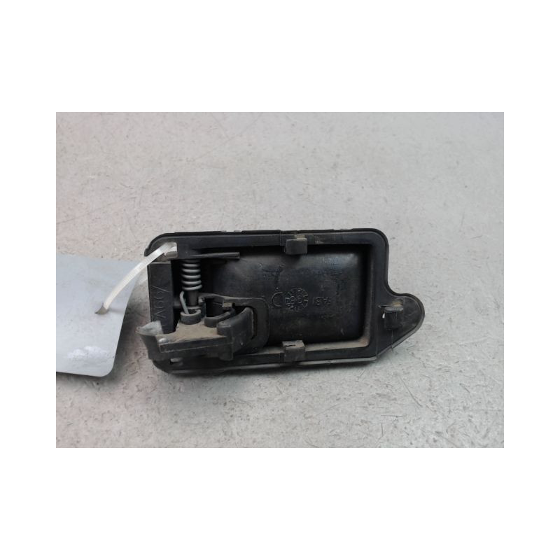 POIGNEE INTERIEURE PORTE ARRIERE DROIT PEUGEOT 106 Phase 2 1996-2003