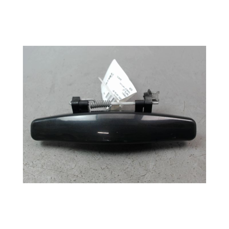 POIGNEE EXTERIEURE PORTE AVANT GAUCHE DACIA SANDERO I 2008-2012