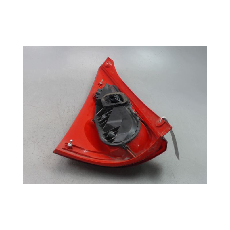 FEU ARRIERE DROIT PEUGEOT 107 Phase 2 2009-2012