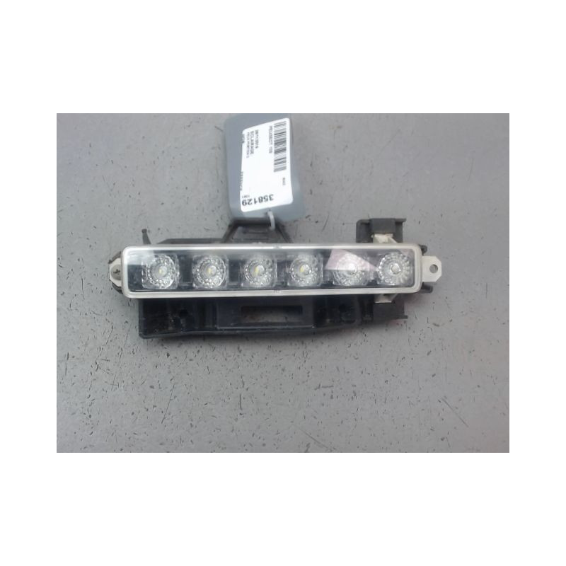 FEUX POSITION DROIT PEUGEOT 108
