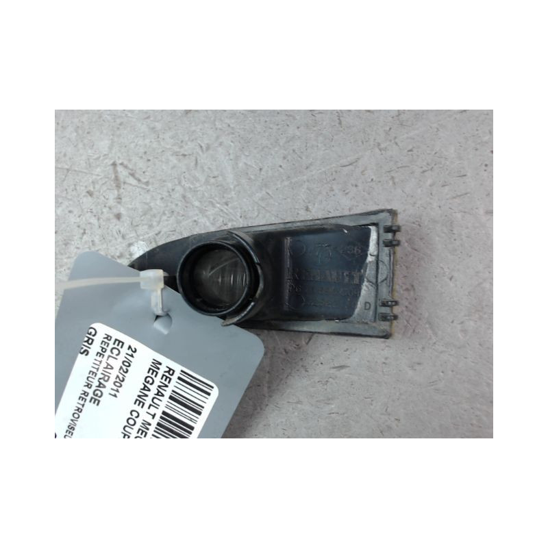 REPETITEUR RETROVISEUR DROIT RENAULT MEGANE COUPE III Phase 1 2008-2012