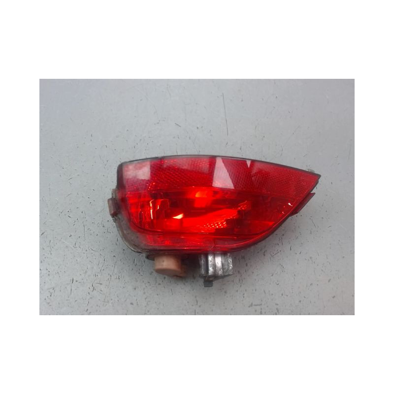 FEU DE PARE-CHOC ARRIERE GAUCHE RENAULT SCENIC MONOSP. III Phase 1 2009-2011