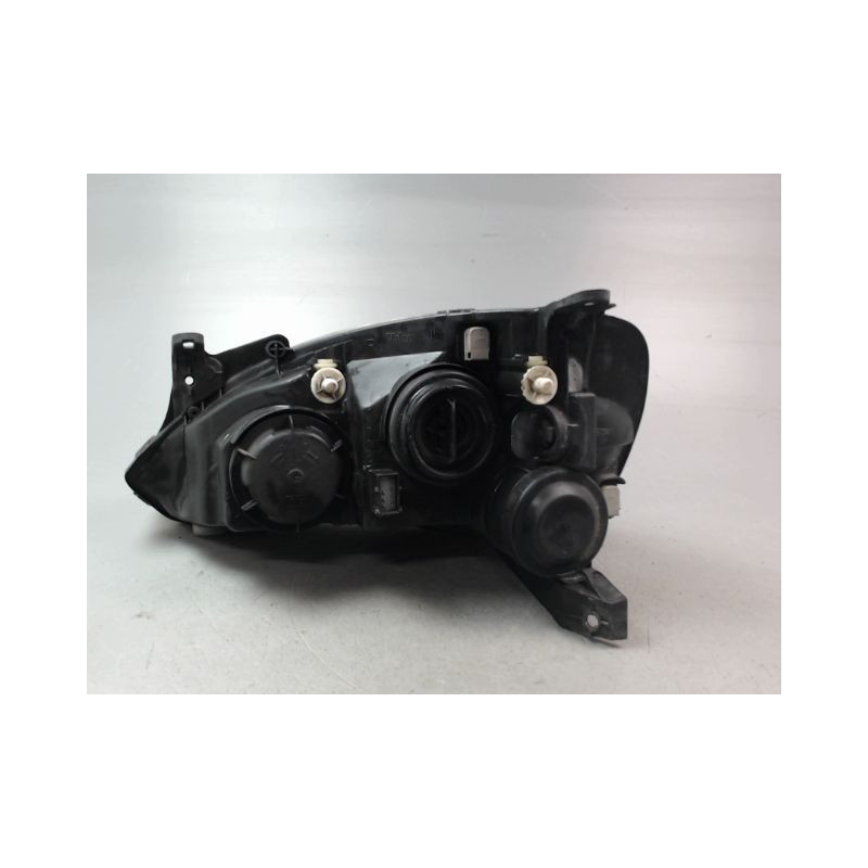 PHARE DROIT OPEL CORSA III Phase 1 (C) 2000-2003