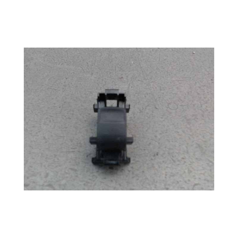 COMMANDE LEVE-GLACE PORTE AVD TOYOTA AURIS