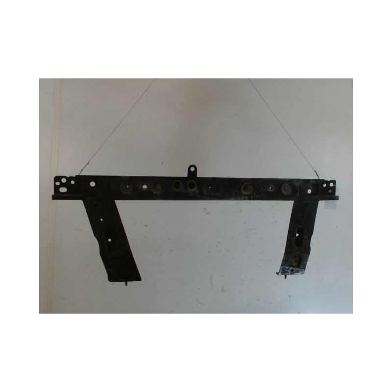 TRAVERSE INFERIEURE ARMATURE AVANT RENAULT CLIO
