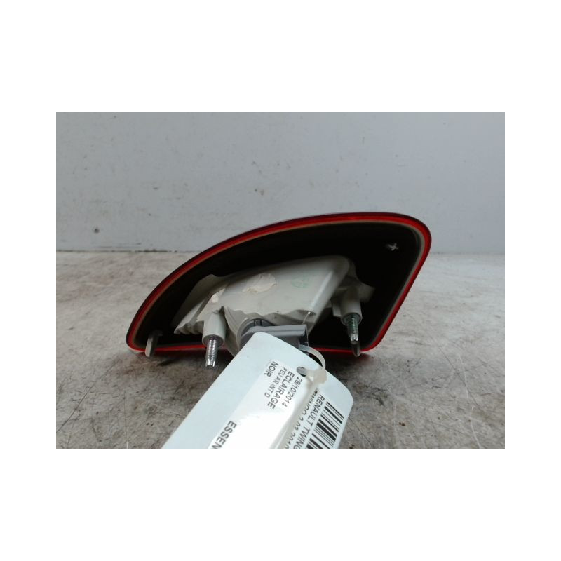 FEU ARRIERE INTERIEUR DROIT RENAULT TWINGO 2 2010-