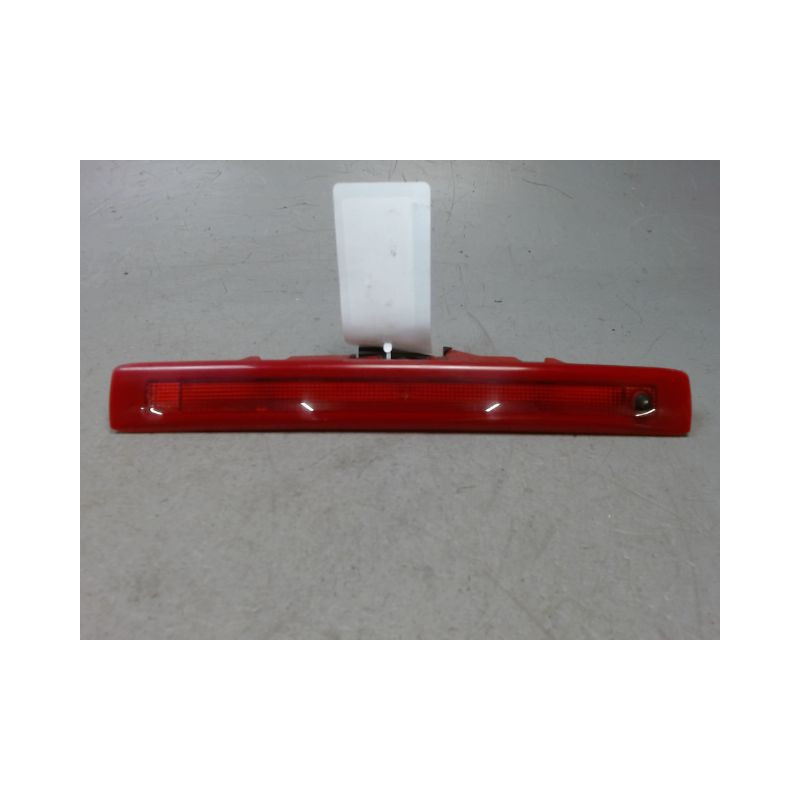 FEUX STOP SUPPLEMENTAIRE RENAULT CLIO III 2009-