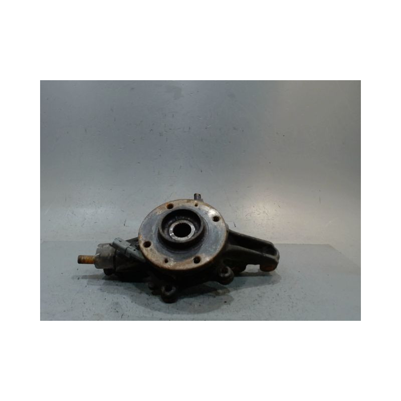 PIVOT AVANT DROIT PEUGEOT 5008