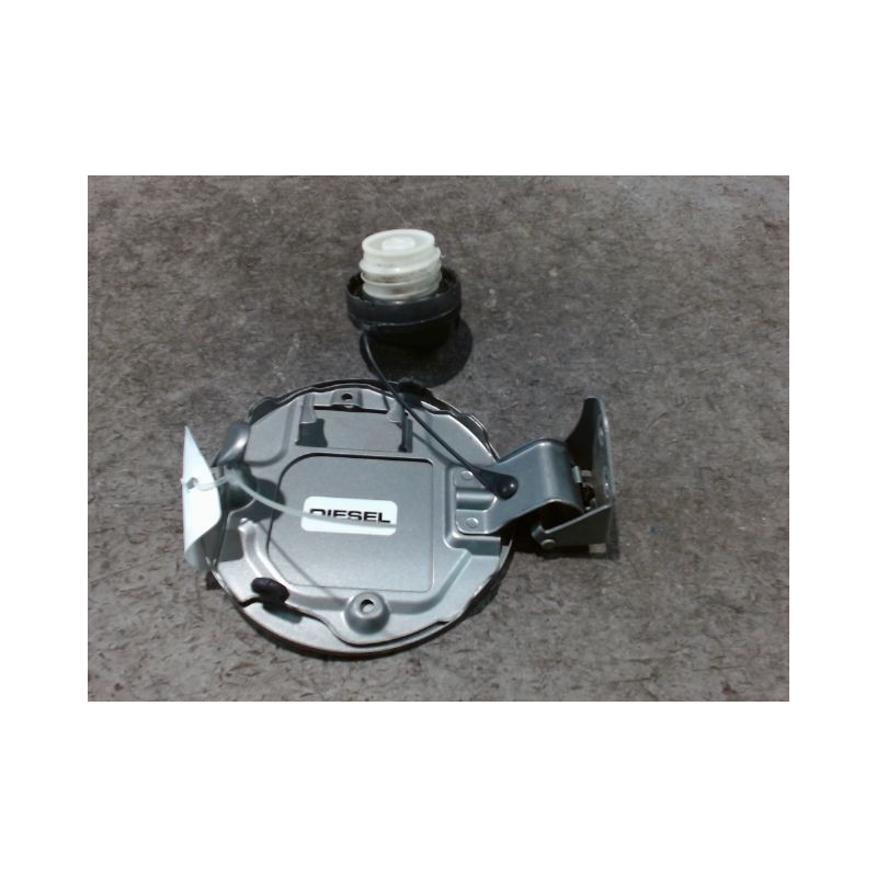 VOLET DE TRAPPE CARBURANT SUZUKI SX4