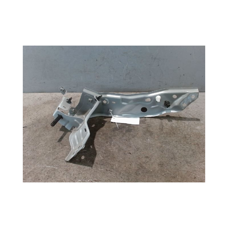 TOLE PORTE PHARE DROIT DACIA SANDERO 2008-