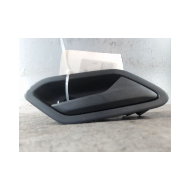 POIGNEE INTERIEURE PORTE AVANT DROIT DACIA SANDERO 2008-