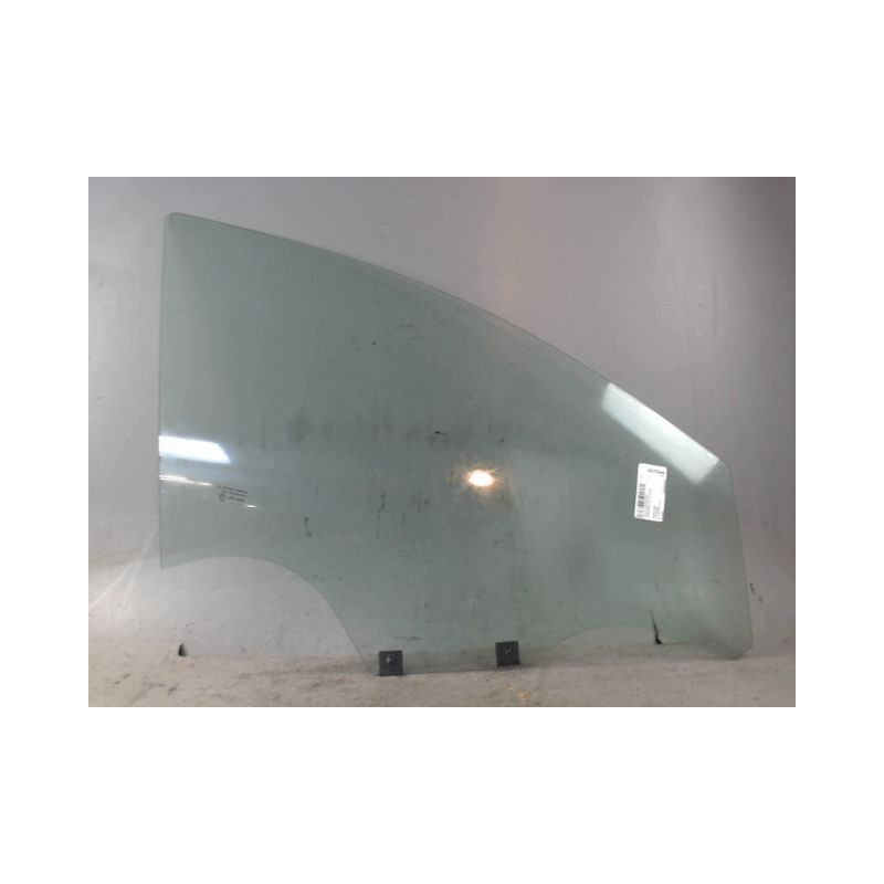 GLACE PORTE AVD DACIA SANDERO 2008-