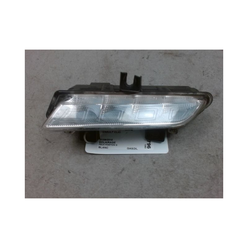 FEUX POSITION GAUCHE RENAULT CLIO