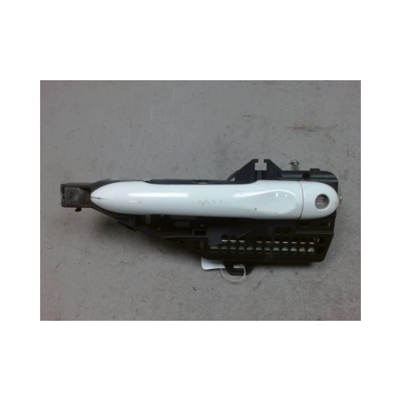 POIGNEE EXTERIEURE PORTE AVANT GAUCHE RENAULT CLIO