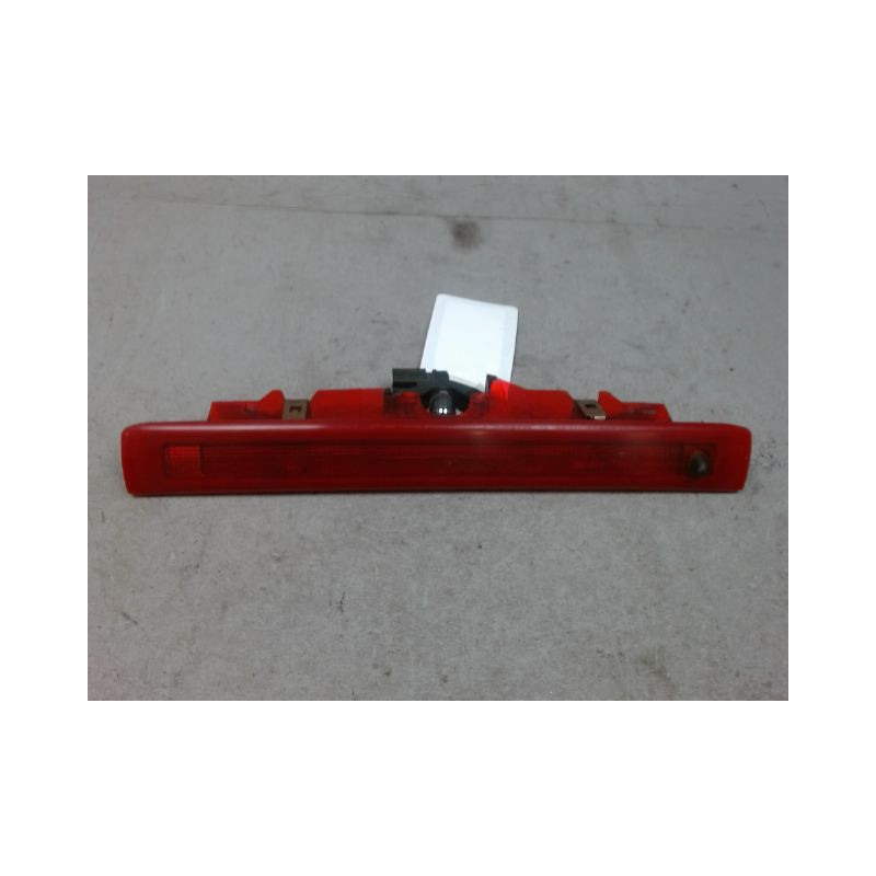 FEUX STOP SUPPLEMENTAIRE RENAULT CLIO