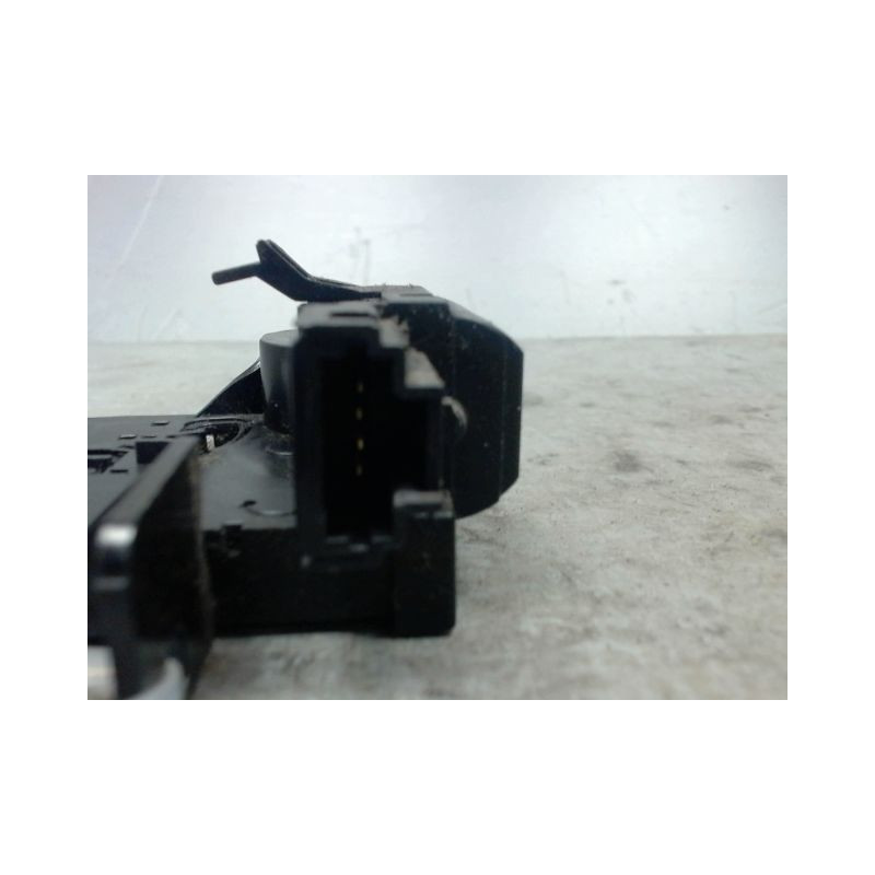 SERRURE HAYON  RENAULT CLIO