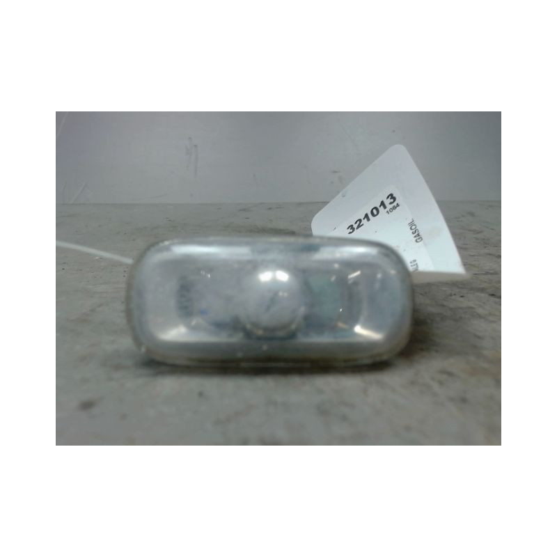 REPETITEUR AILE GAUCHE AUDI A3
