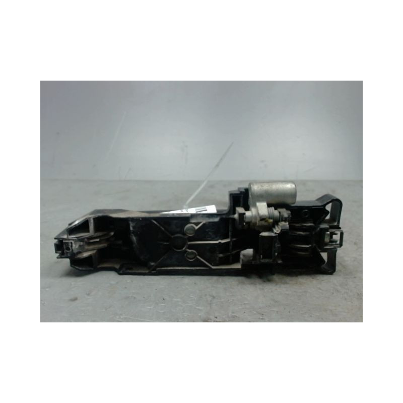 POIGNEE EXTERIEURE PORTE AVANT DROIT NISSAN MICRA 2005-2007