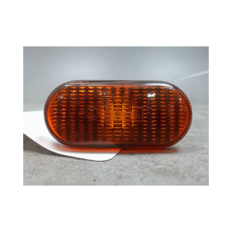 REPETITEUR AILE GAUCHE RENAULT CLIO