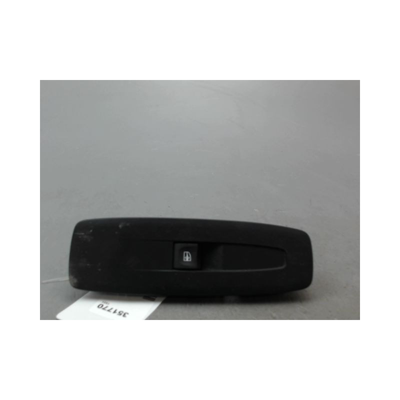COMMANDE LEVE-GLACE PORTE AVD RENAULT MEGANE