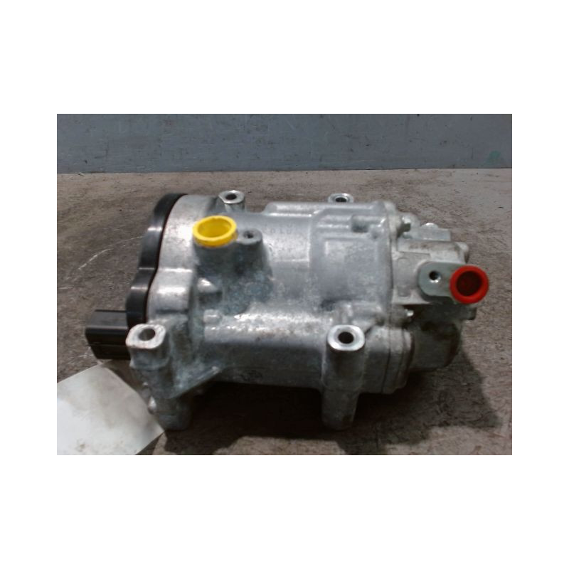 COMPRESSEUR AIR CONDITIONNE TOYOTA YARIS 2005-