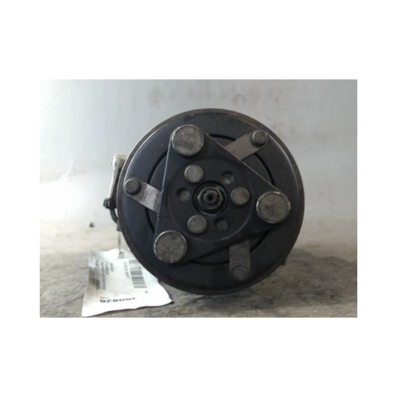COMPRESSEUR AIR CONDITIONNE SUZUKI SWIFT