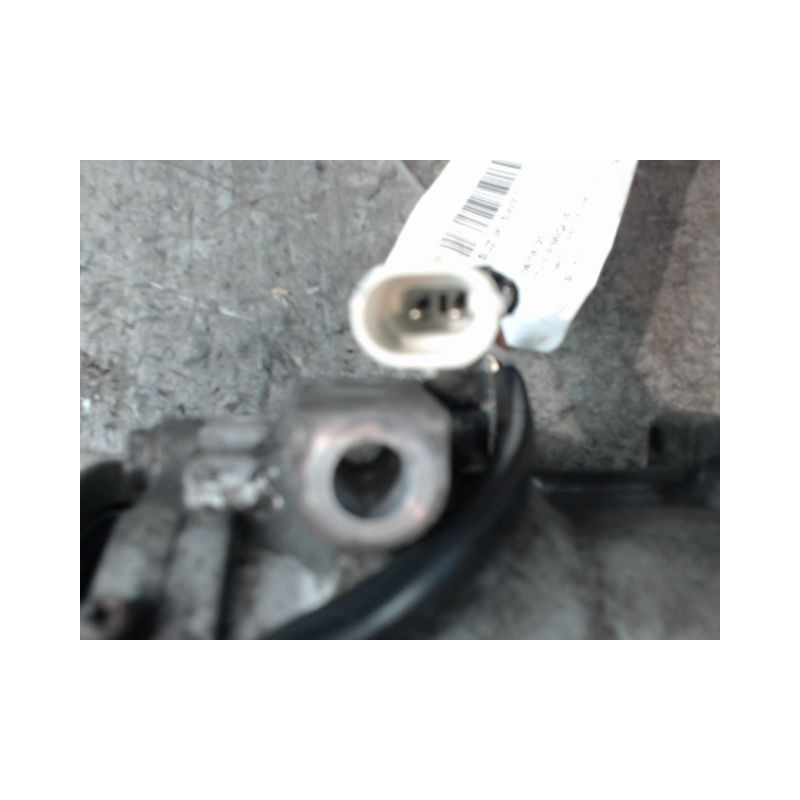 COMPRESSEUR AIR CONDITIONNE SUZUKI SWIFT