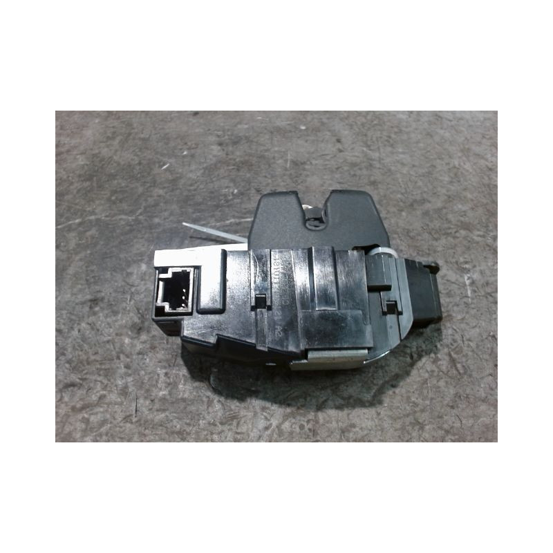 SERRURE HAYON  PEUGEOT 308 SW 2008-