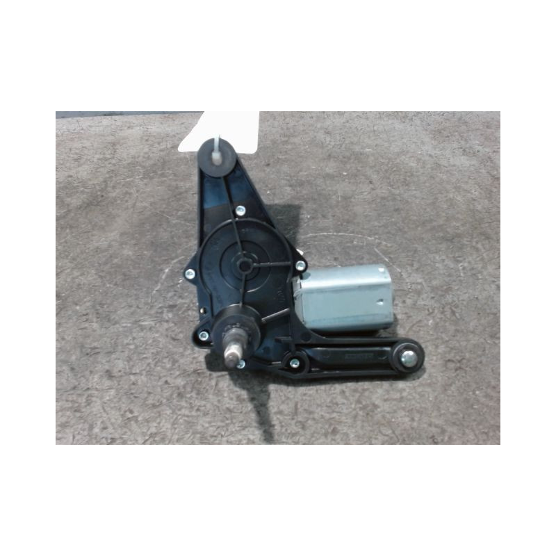 MOTEUR ESSUIE-GLACE ARRIERE RENAULT CLIO II CAMPUS 06-